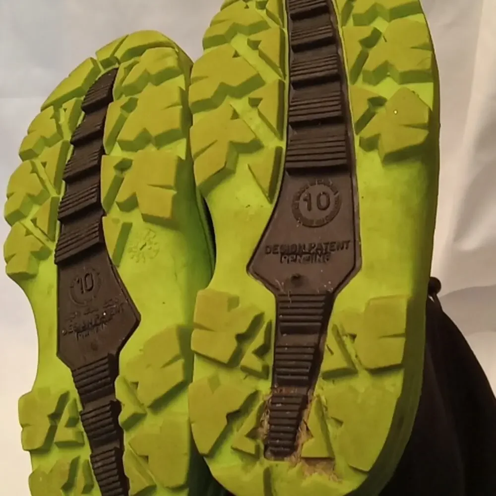 Wonder Nation Boys Winter Boots Size 10 Black/Lime